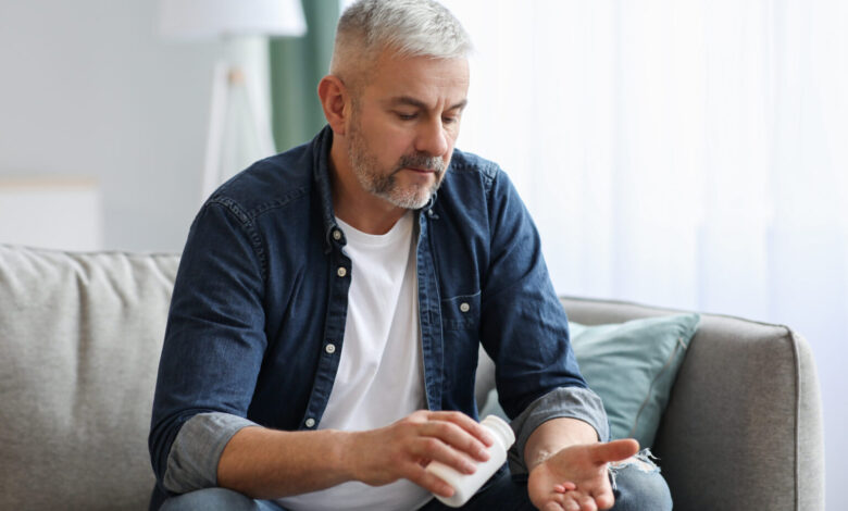 Quais vitaminas diárias um homem deve tomar?